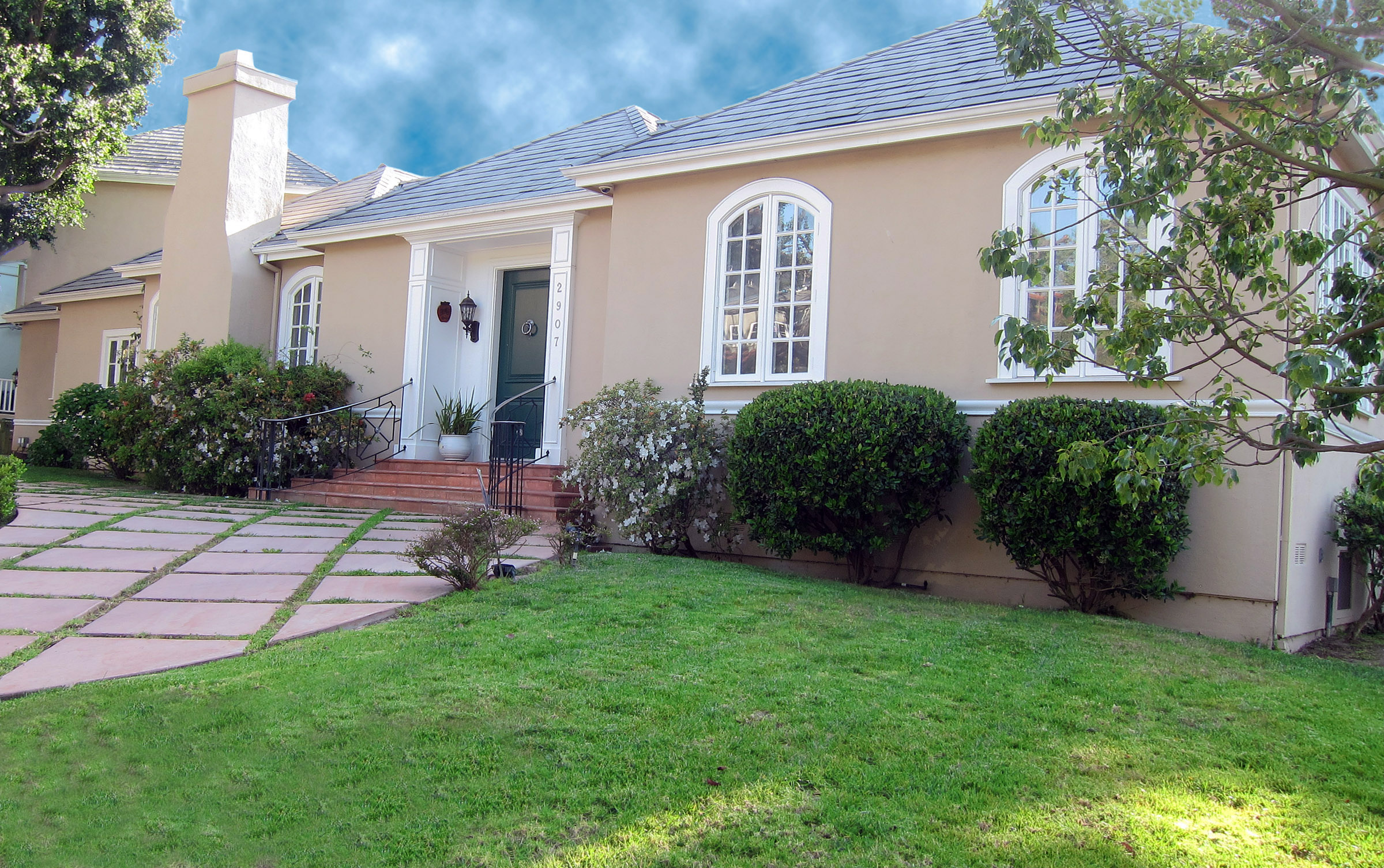 Haddington house rebuilt, Cheviot Hills 90064